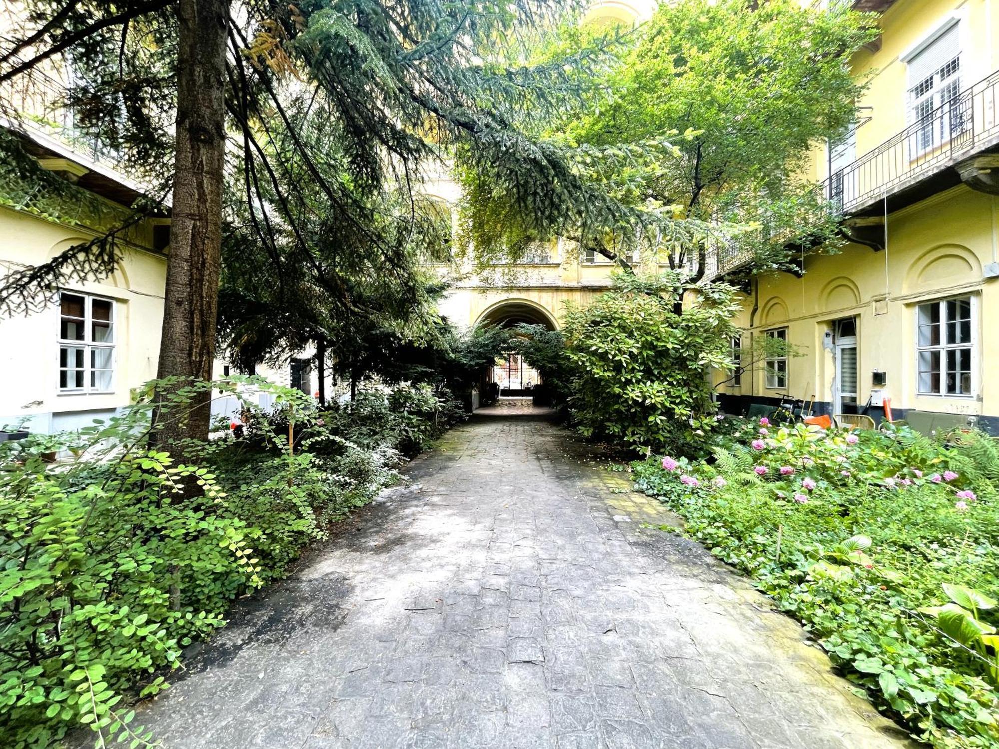 Apartamento Coente Kiraly 28